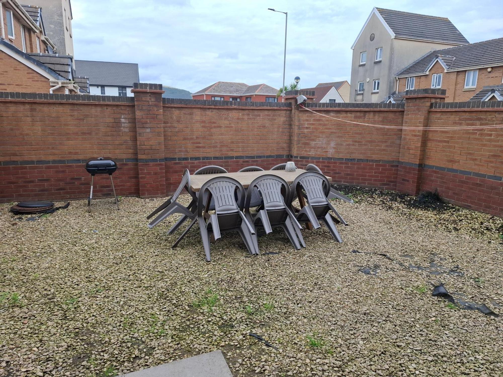Driftmark Beachfront Location Aberavon Beach Sea Views Large Driveway Parking Private Site Fibre Optic Wi Fi Port Talbot Esterno foto